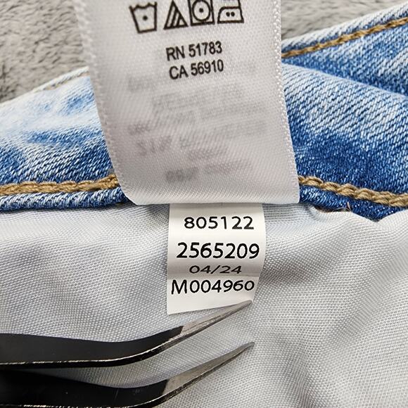 Maurices M Jeans Womens 16 SHORT Blue Mid Rise Slim Straight Ankle Raw Cut Hem - Picture 9 of 14